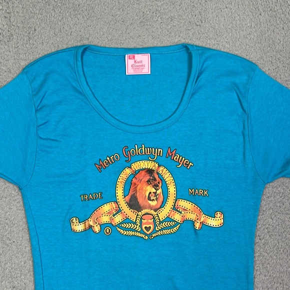 Vintage Y2K Metro Goldwyn Mayer Lion Trademark Movie Studios T-Shirt - Picture 2 of 4